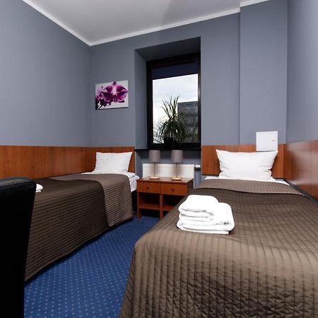 Hotel Level Rypin Екстер'єр фото