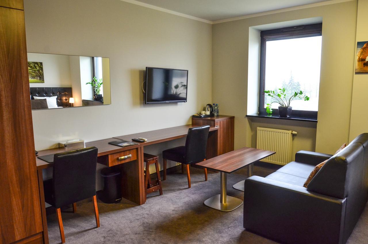 Hotel Level Rypin Екстер'єр фото