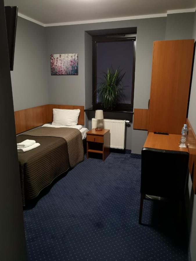 Hotel Level Rypin Екстер'єр фото